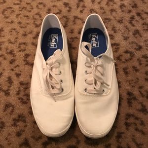 Women's KEDS size 8 - off white